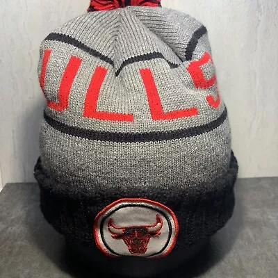 Chicago Bulls Beanie Cuffed Pom Knit Winter OSFA Red Gray Mitchell Ness H25 • $15.90