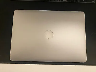 2014 Apple MacBook Air 13  Core I5 1.4GHz - SEE HINGE • $75