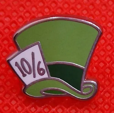 Disney Tiny Kingdom Pin - Mad Hatter Hat - Alice In Wonderland #PP147845  • $12.43