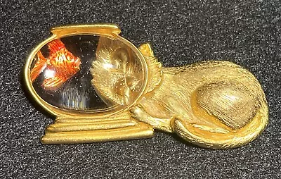 Vintage JJ Jonette Brooch/Gold Tone Cat/Goldfish/Fish Bowl Called “Jelly Belly” • $22.95