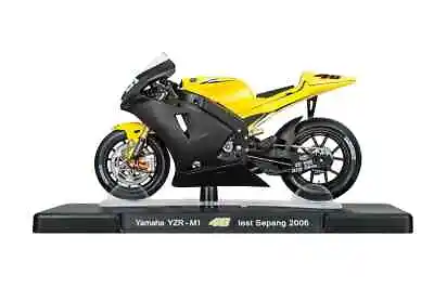 VALENTINO ROSSI Yamaha YZR-M1 2006 MotoGP Bike - Collectable Model - 1:18 Scale • £19.99