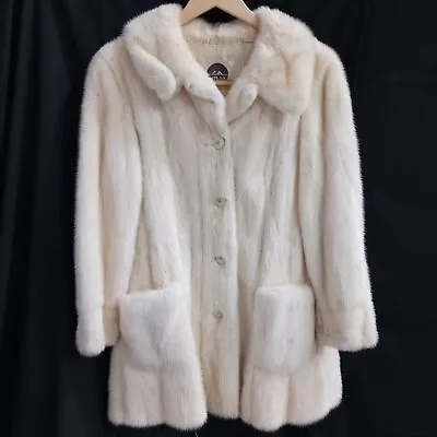 Women's Vintage May-D&F White Mink Fur Coat • $118.50