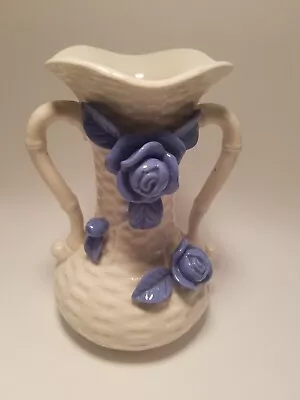 Moriyama Mori-Machi Vase Double Handle White Basket Weave With Blue Roses 7.5  • $16.49