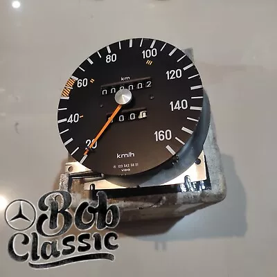 Genuine Mercedes-Benz W123 Instrument Cluster Speedometer Speed Gauge 160 KMh • $1111