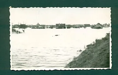 CANVEY ISLAND 1953 FLOOD GENERAL VIEW OF FLOODED ISLANDS HOUSESplain Back Card • £20