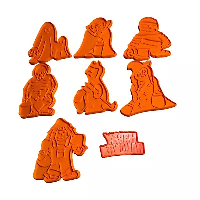 7 Vintage Halloween Cookie Cutters Chilton Kraft Kiddy Kreatures 1979 Plastic • $16.99