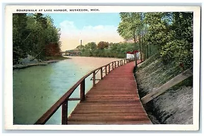 C1920's Boardwalk At Lake Harbor Boats Muskegon Michigan MI Unposted Postcard • $14.98