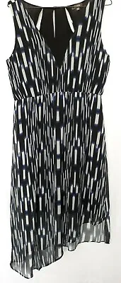 $17.95 • Buy Katies Sleeveless Dress Sz 12 Black White Blue Lined Elastic Waist Lightweight