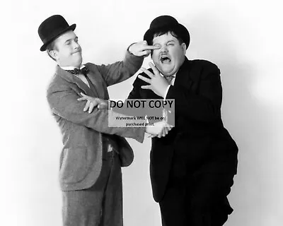 Stan Laurel & Oliver Hardy Legendary Comedy Team - 8x10 Publicity Photo (az287) • £8.55