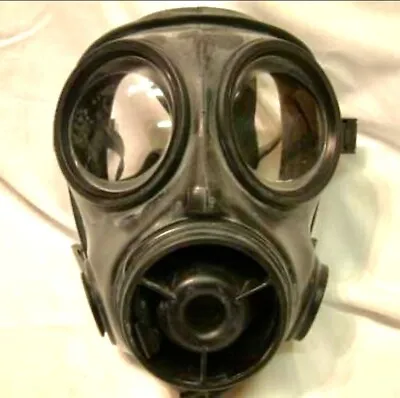 Rare  Military UK Avon S10 Respirator Gas Mask Size 2 Medium • $350