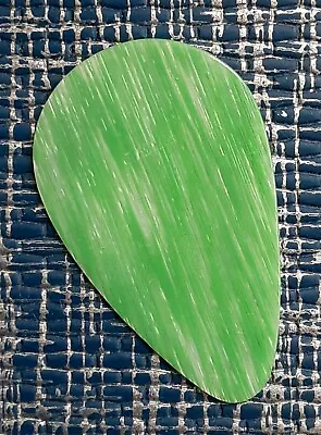 VINTAGE GUITAR PICK 1960's  COOL GREEN PATTERN JAPAN NEW OLD STOCK • $8