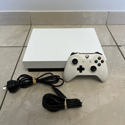 $269 • Buy Microsoft Xbox One X 1tb Game Console White Disc Version Complete