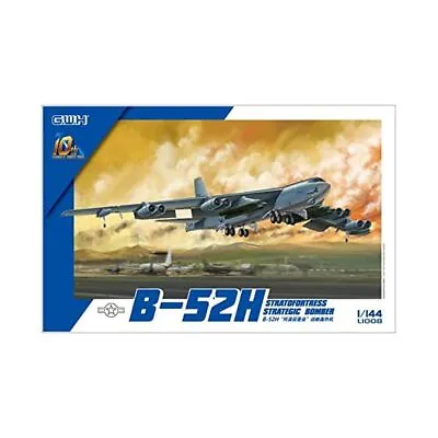 Great Wall Hobby 1/144 US Air Force B-52H Strategic Bomber Total Length 337m FS • £78.88