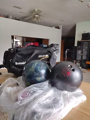 Brunswick Zone Black 2 Ball Roller Bowling Bag With Balls Vintage  • $45.44