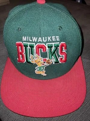 Mitchell & Ness Snapback Cap Milwaukee Bucks NBA Green Red • £19.95