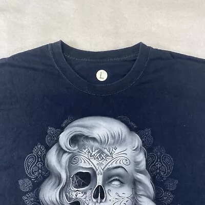 Marilyn Monroe Skull Graphic Tee Thrifted Vintage Style Size L • $17.50