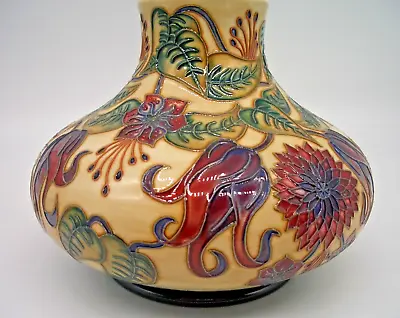 £395 • Buy Moorcroft Tahiti Vase By Nicola Slaney (Moorcroft Design Studio)