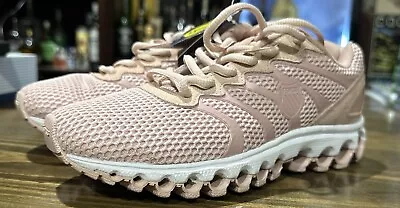 K-Swiss Tubes Comfort 200 Womens Shoes Size 7 Color: Peachy Keen/Rose • $44.99