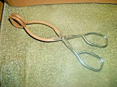 Vintage Vaughan 7 3/4  Inch Kitchen Tongs - Non-Stick Coating USA • $10.99