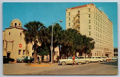 Vintage Postcard TX Brownsville Levee Street MO Pacific RR Station 50s Cars~7601 • $1.51