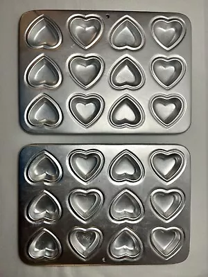 Set Of 2 Vintage Wilton 1992 Heart Shaped Baking Pans Petite Hearts 2105-2432 • $15.99