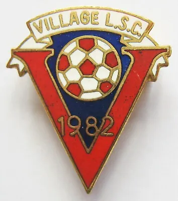 £24.99 • Buy LINFIELD - Superb Enamel Football Pin Badge By LB&B VILLAGE SUPPORTERS CLUB 1982