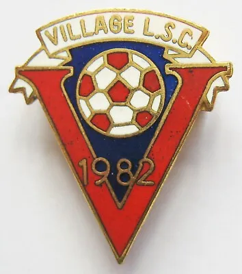 LINFIELD - Superb Enamel Football Pin Badge By LB&B VILLAGE SUPPORTERS CLUB 1982 • £24.99