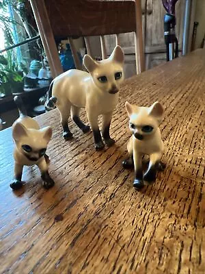 Vintage Lipper And Mann Ceramic Cat With Kittens Figurines Rare Japan Siamese • $32.99