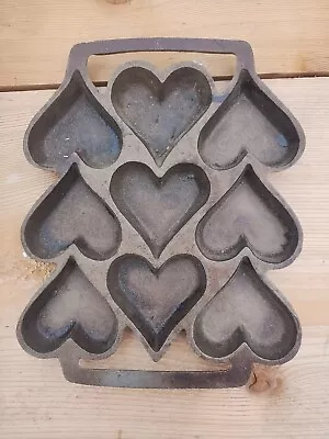 Vintage John Wright Cast Iron Heart Cookie Country Corn Muffin Baking Pan  • $15