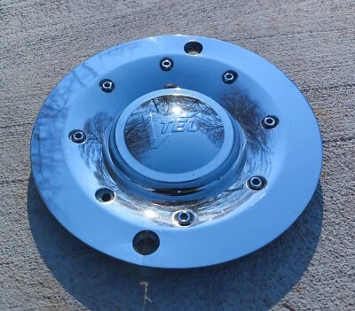 $39.95 • Buy V-Tec Custom Wheel Center Cap, Chrome,part Number 51272090F-1 01 Tiny Cracks