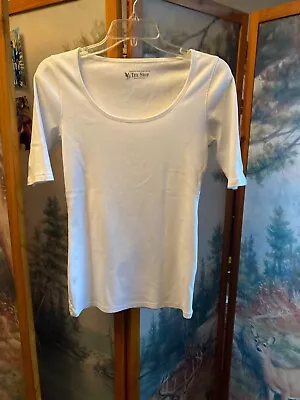 Victorias Secret Moda International Med. Scoop Neck Shirt Elbow Length Sleeves • $15