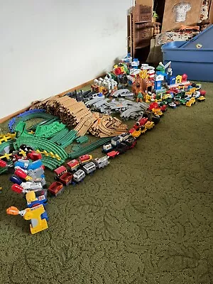 LOT Of 400+ Fisher Price GeoTrax Train Track Set Track Remote Controls Trains ++ • $399