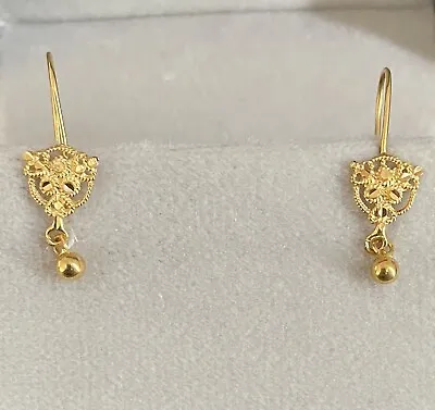 New 22k Unique Gold Dangle Earring Indian Handmade 1.2 Grams For Pierced Ear. • £104.40