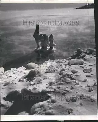 1963 Press Photo Weather Lake Michigan Ice Formations - RRV61029 • $15.99