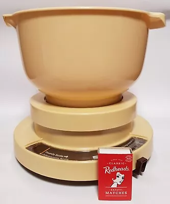 Vintage Salter Scales Round Beige Mechanical 2.3kg 2.5L Bowl Made England • $35.95