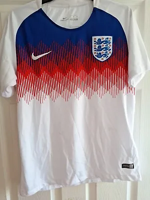 £10 • Buy England Nike 2018 World Cup Warm Up / Training Shirt Size: Adults Medium