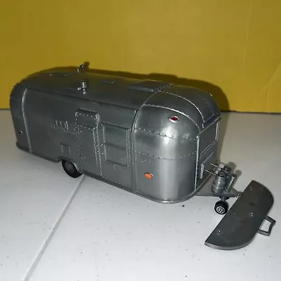 Vintage Airstream Flying Cloud Travel Trailer Pottery Barn Metal Model  NICE!! • $99.99