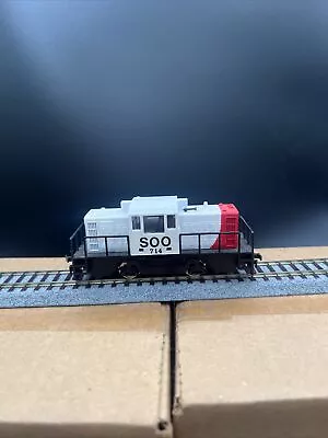 HO AHM Soo Line Center Cab Switcher 714 Diesel Locomotive Mehano • $75