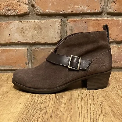 UGG Brown Suede Leather Ankle Boots Size 5.5 NEW -RRP £130 • £29.99