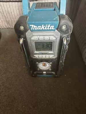 Makita DMR108 Bluetooth Job Site Radio NOT WORKING FOR PARTS ONLY  • £20