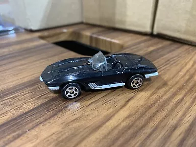 Motormax 1961 Chevy Corvette Mako Shark Black 1:64 • $18