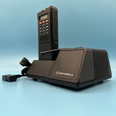 Motorola Saber III UHF Securenet W/ Charging Dock NTN4734A • $149.55