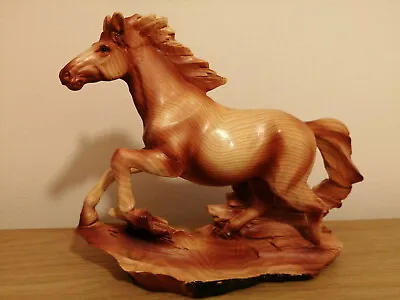 £8.50 • Buy Resin Wood Effect Figure Ornament Horse.. Boxed.