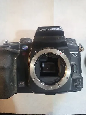 Konica Minolta Maxxum 7D BODY ONLY  No Battery Parts ONLY Has Crack On Bottom  • $70