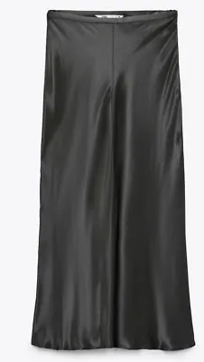 $35 • Buy Zara New Satin Effect Midi Skirt Dark Grey Size M 9479/262