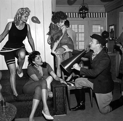 $9 • Buy Actress Dolores Reed And Irish Mccalla Attend A Party 1956 OLD PHOTO
