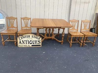 65172  Solid Oak Dining Table With 1 Leaf + 4 Chair S • $575