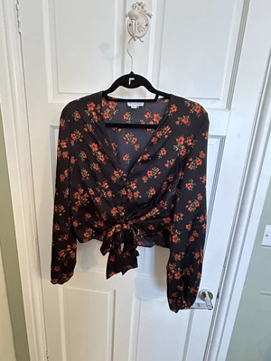 £3.50 • Buy Top Shop Black/red Floral Blouse Size 14 Tie Front
