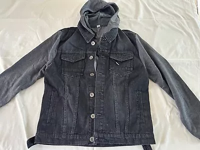 Men’s Denim Jacket With Hood. Small Fit. • £0.99