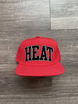 Mitchell & Ness NBA Miami Heat Sonic Weld Snapback Hat • £15